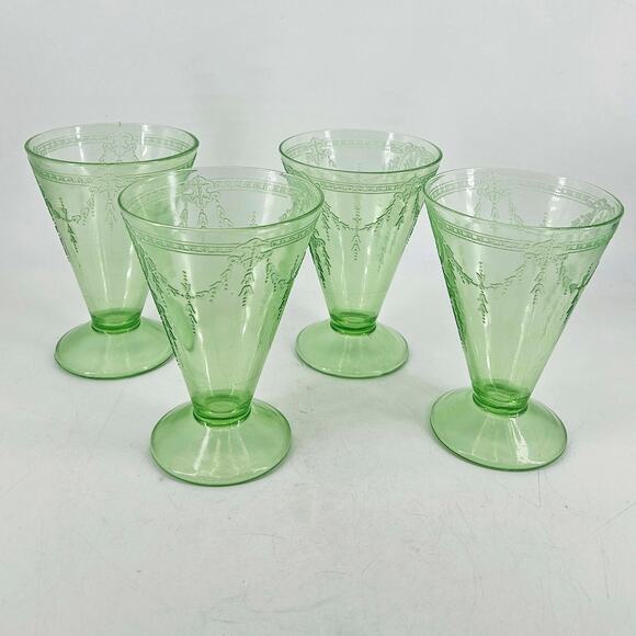 Depression Uranium Glow glass Belmont rose cameo Footed glasses 4 dessert cups - Picture 5 of 7